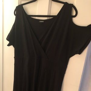 Sexy Cold Shoulder Faux-Wrap Black Maxi